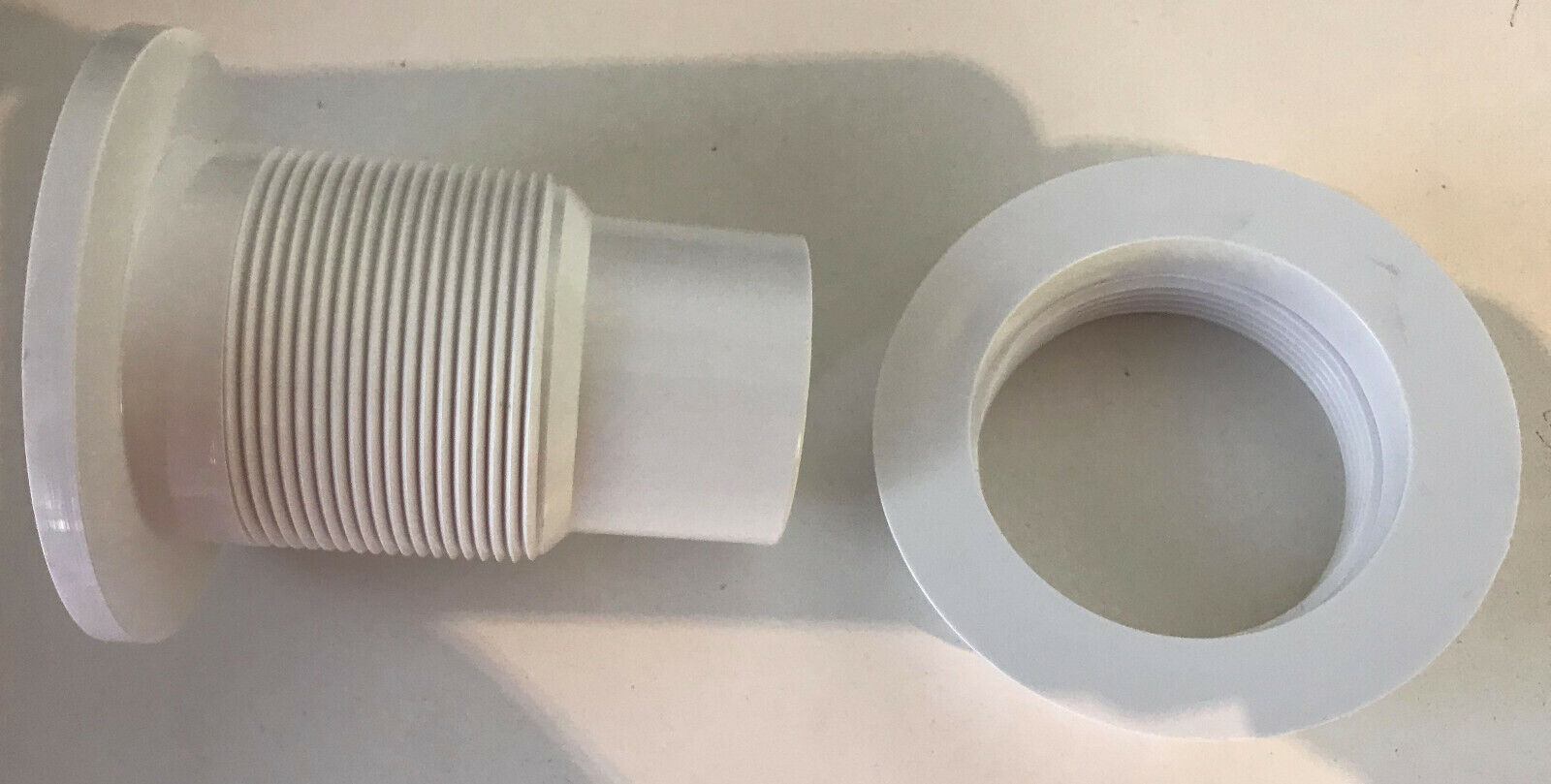 Pool Round Threaded Return Pentair / Onga / Quiptron Eyeball Threaded Return - 40mm for Fibreglas ...